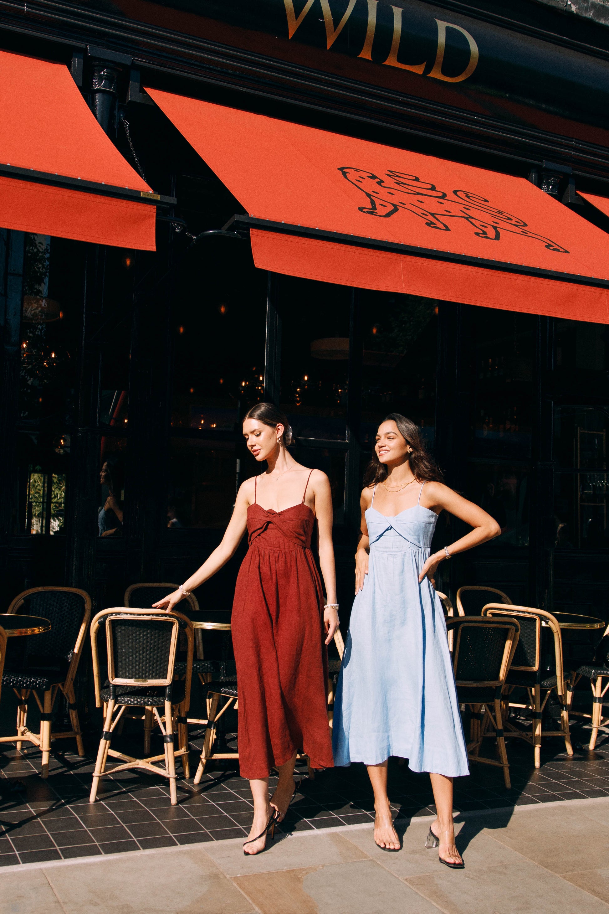 Signature Linen Dress, fitted bodice and flare skirt W.two Capsule Collections Signature Linen Dress, fitted bodice and flare skirt W.two Capsule Collections