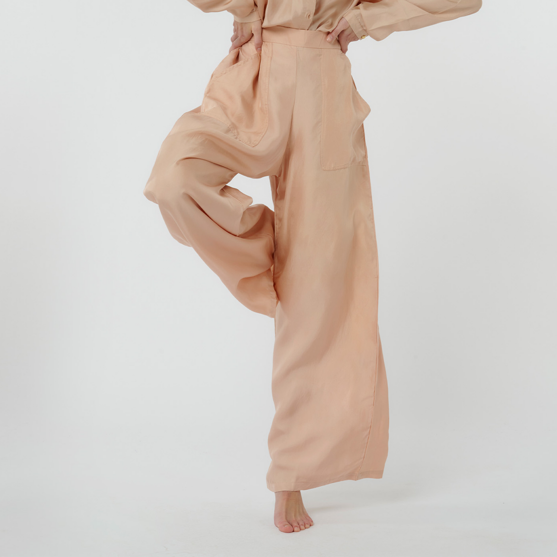 Signature Silk Wide Leg Trouser